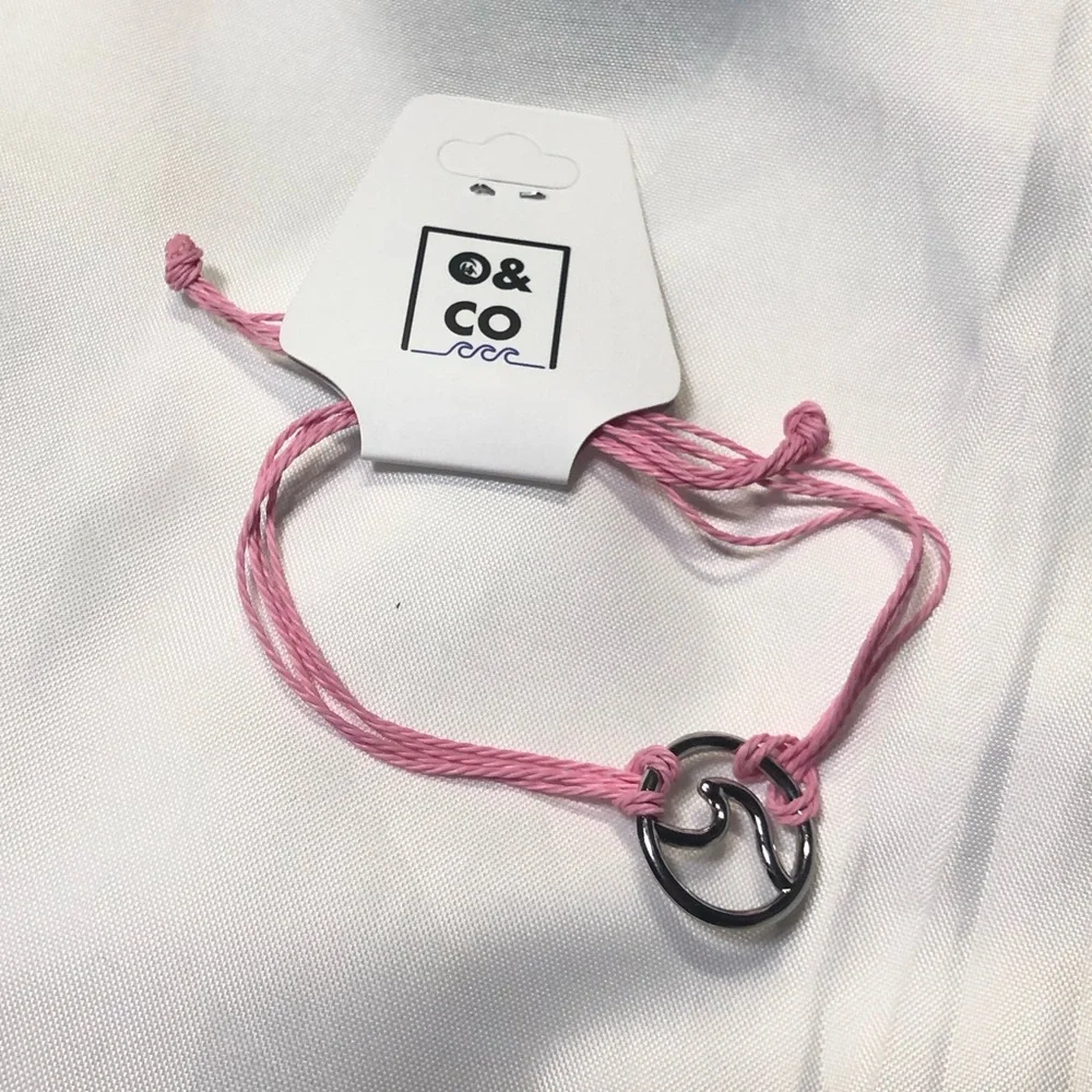 🆕 O & Co wave pink and silver adjustable bracelet (813)